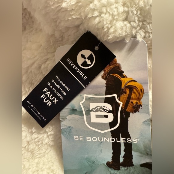 Be Boundless Reversible Fleece Jacket - Picture 12 of 13